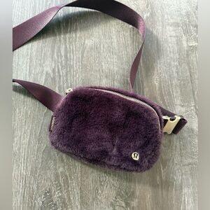 Lululemon fleece belt bag